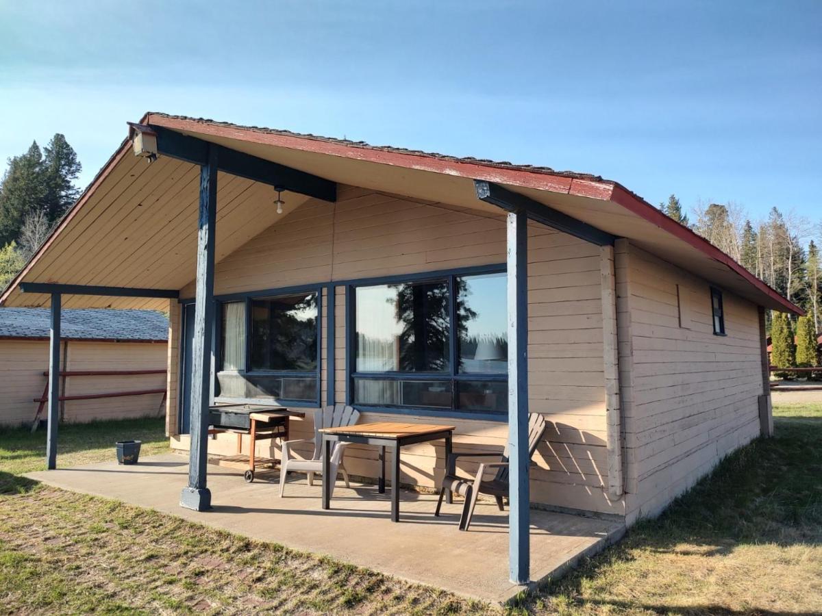Lac Le Jeune Nature Resort Logan Lake Dış mekan fotoğraf