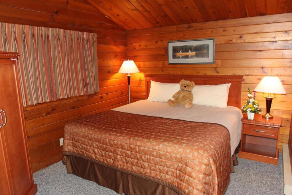 Lac Le Jeune Nature Resort Logan Lake Dış mekan fotoğraf