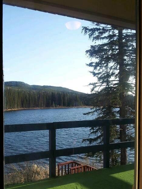 Lac Le Jeune Nature Resort Logan Lake Dış mekan fotoğraf
