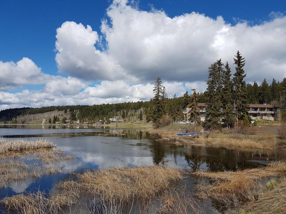 Lac Le Jeune Nature Resort Logan Lake Dış mekan fotoğraf