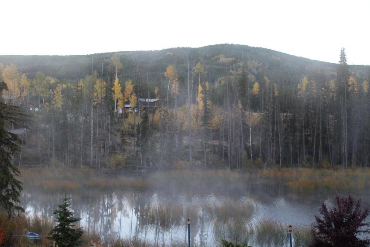 Lac Le Jeune Nature Resort Logan Lake Dış mekan fotoğraf