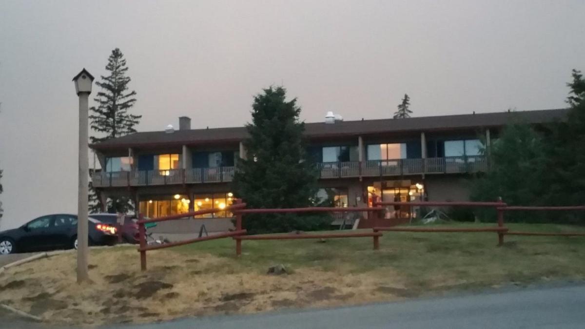 Lac Le Jeune Nature Resort Logan Lake Dış mekan fotoğraf