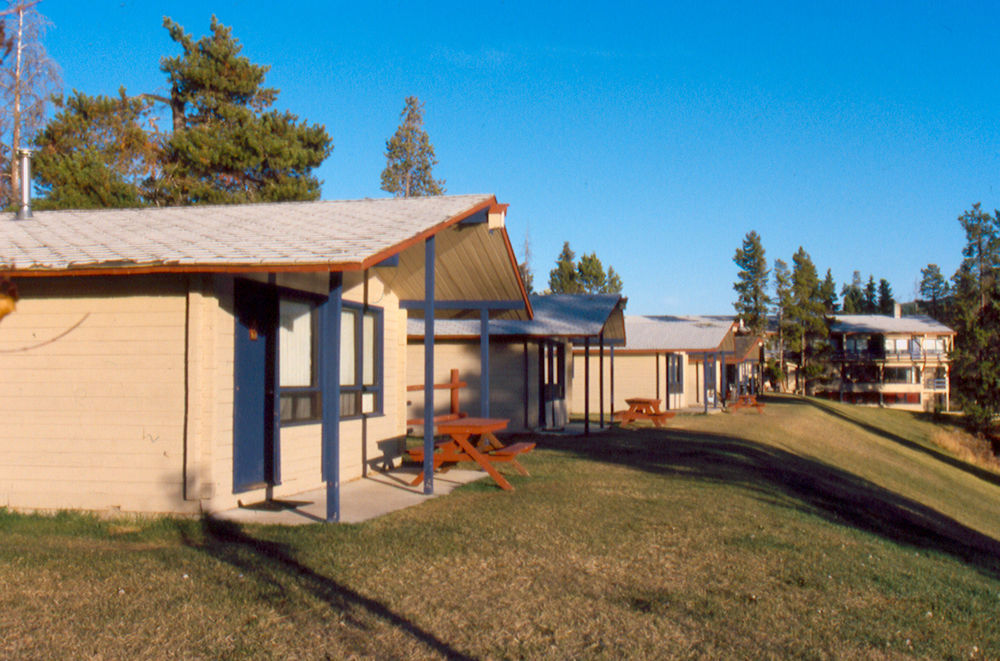 Lac Le Jeune Nature Resort Logan Lake Dış mekan fotoğraf