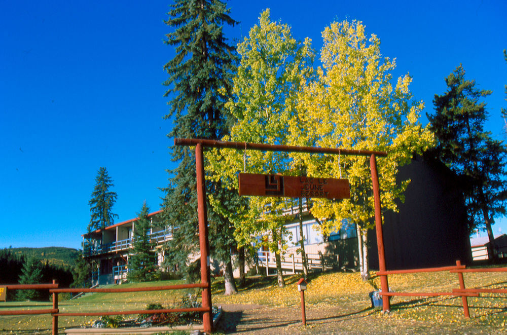 Lac Le Jeune Nature Resort Logan Lake Dış mekan fotoğraf